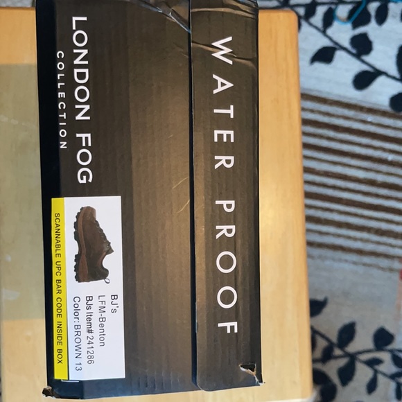 Brand new men’s London Fog hiking boots. - Picture 13 of 13